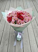 Букет цветов из:  Альстромерии #REPLACE_PRED# Ангелово